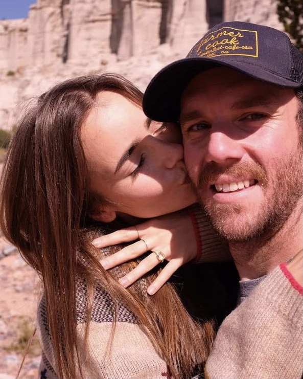 Лили Коллинз вышла замуж