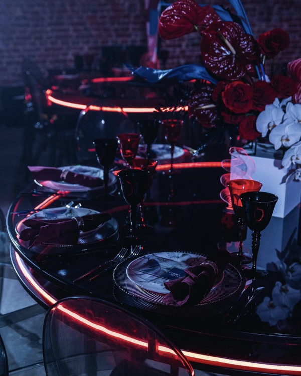 Самые запоминающиеся свадьбы этого сезона