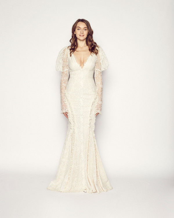 12 кружевных свадебных платьев, которые можно найти