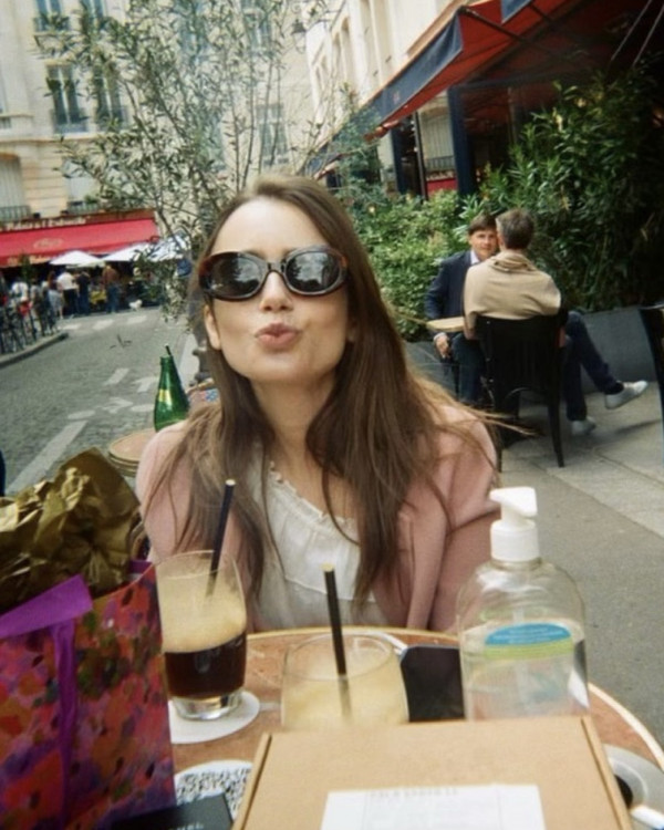 Лили Коллинз вышла замуж