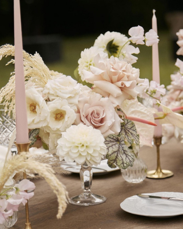 Самые запоминающиеся свадьбы этого сезона