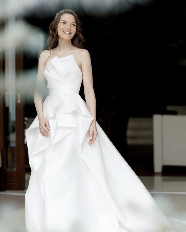 Самые запоминающиеся свадьбы этого сезона