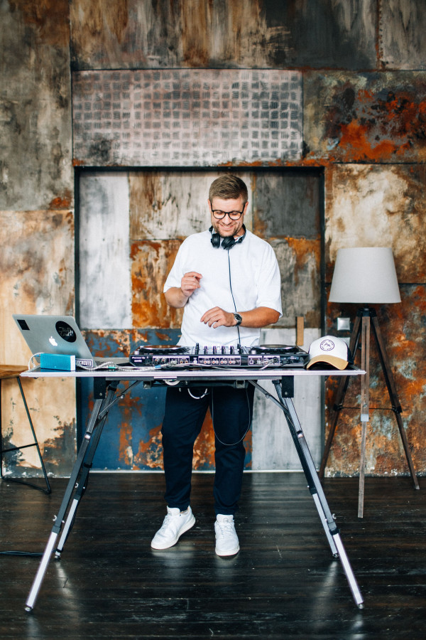 Диджеи Сергей Михеев