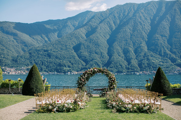 Свадьба на вилле Balbiano от агентства Happy