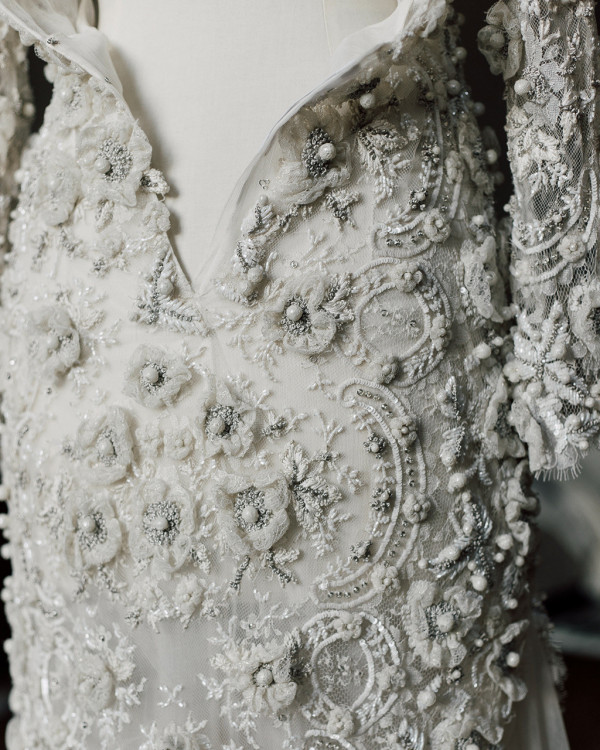 12 кружевных свадебных платьев, которые можно найти