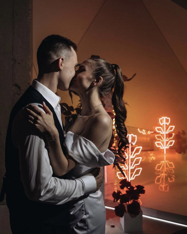 Самые запоминающиеся свадьбы этого сезона