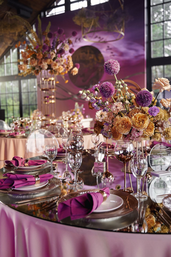 Свадьба агентства Kate&Leo с разноцветным декором