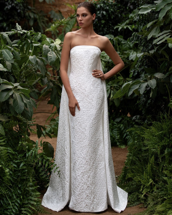 12 кружевных свадебных платьев, которые можно найти