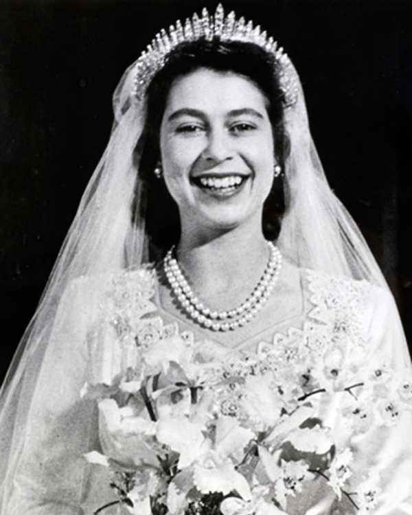 20 сильных цитат королевы Елизаветы II