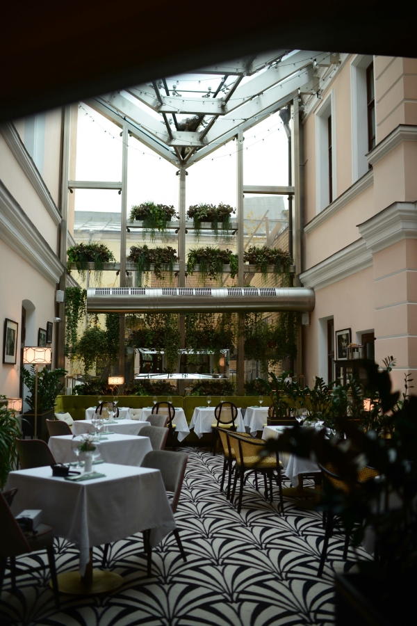 Площадки 12 Grand Cafe