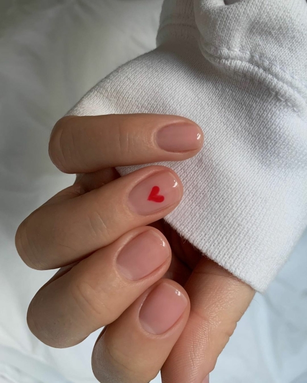 Нюдовый маникюр: 22 осенних дизайна для коротких