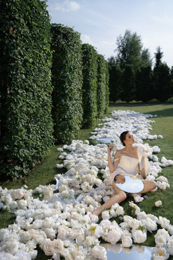 Творческая свадебная съемка в стиле рекламы Chanel