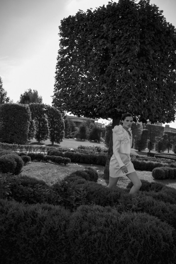 Творческая свадебная съемка в стиле рекламы Chanel