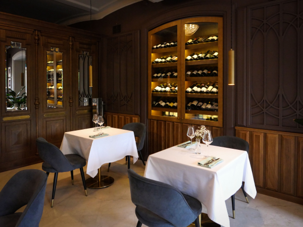 Площадки 12 Grand Cafe