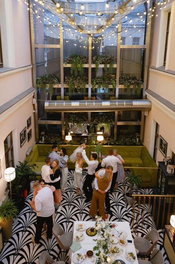 Площадки 12 Grand Cafe