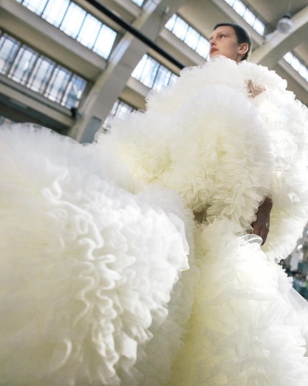 Альтернативные свадебные образы с Недели моды в