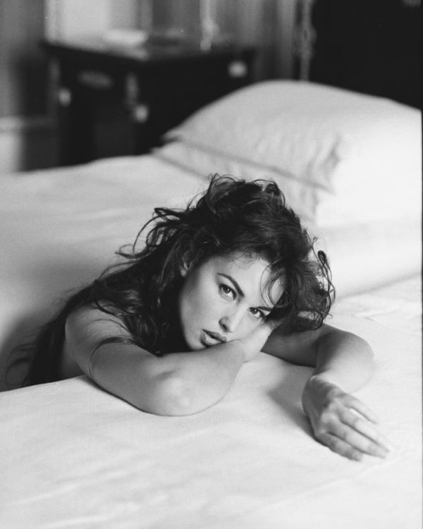 10 платьев в стиле Моники Белуччи для