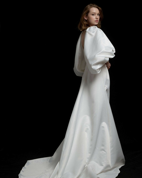 Свадебные платья с длинным рукавом от российских