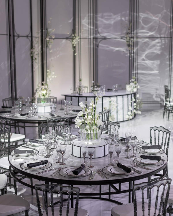 Краски жизни: концептуальное оформление свадьбы от студии