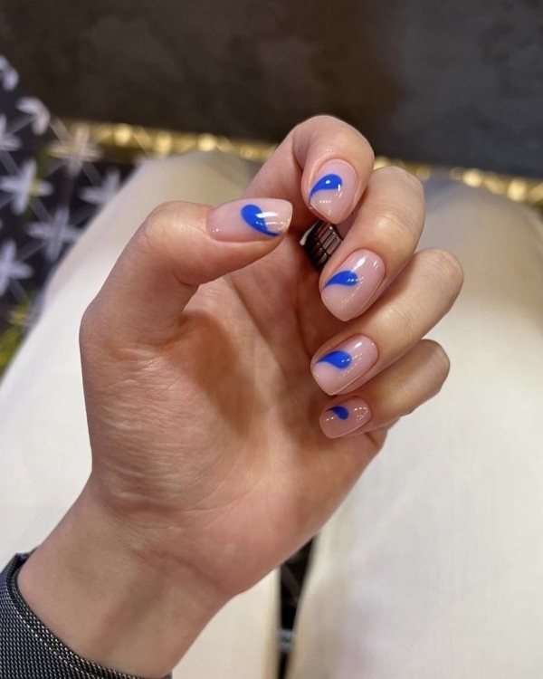 Нюдовый маникюр: 22 осенних дизайна для коротких