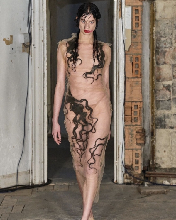 Альтернативные свадебные образы с Недели моды в