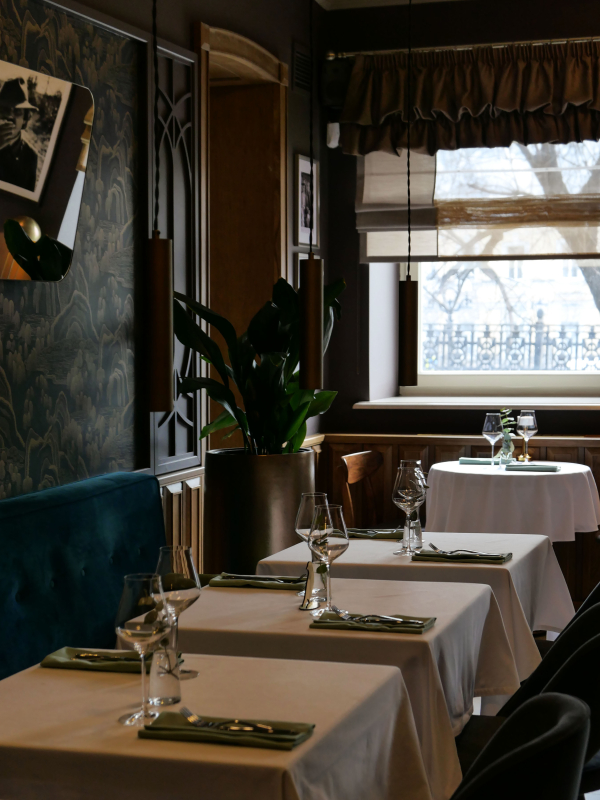 Площадки 12 Grand Cafe