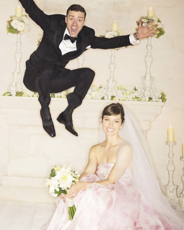 50 оттенков голубого в свадебном платье —