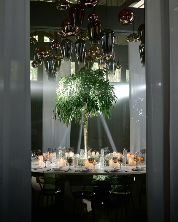 Как визуализировать историю пары в свадебной концепции?