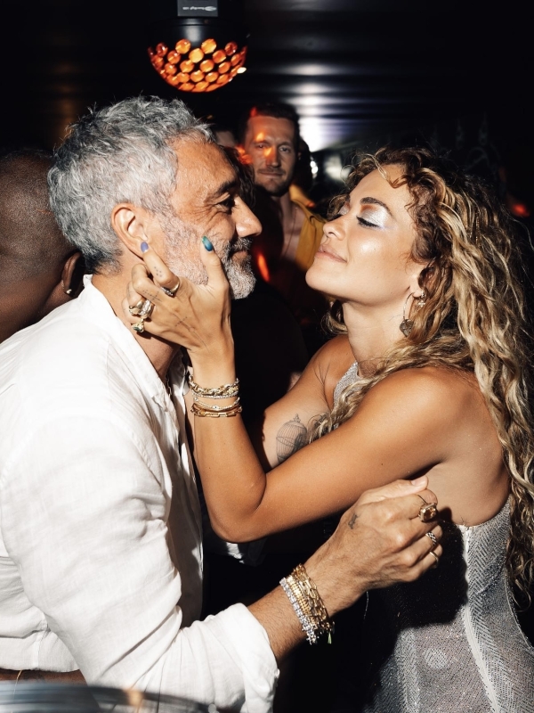 Вдохновляемся идеальными парными образами звезд Голливуда