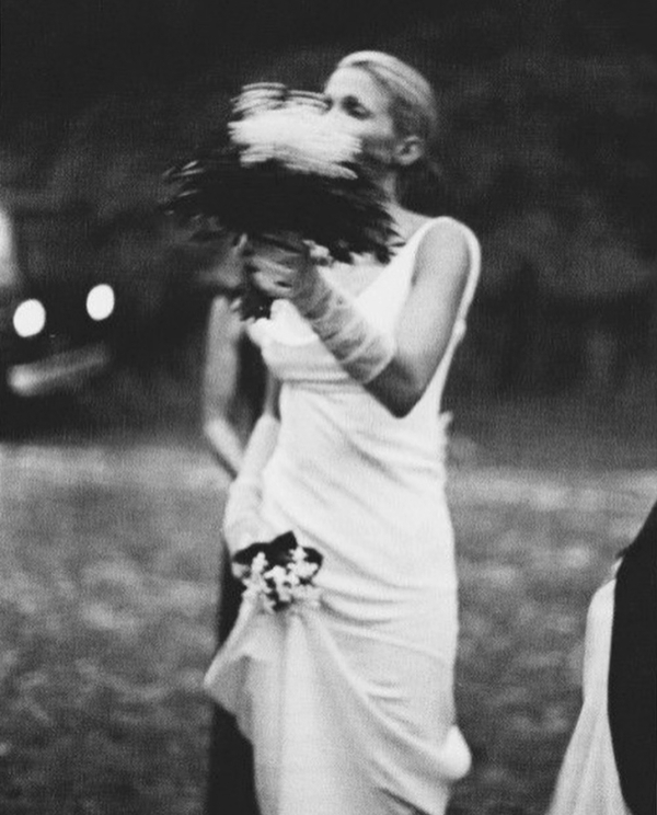 История свадебного платья Кэролин-Биссет Кеннеди