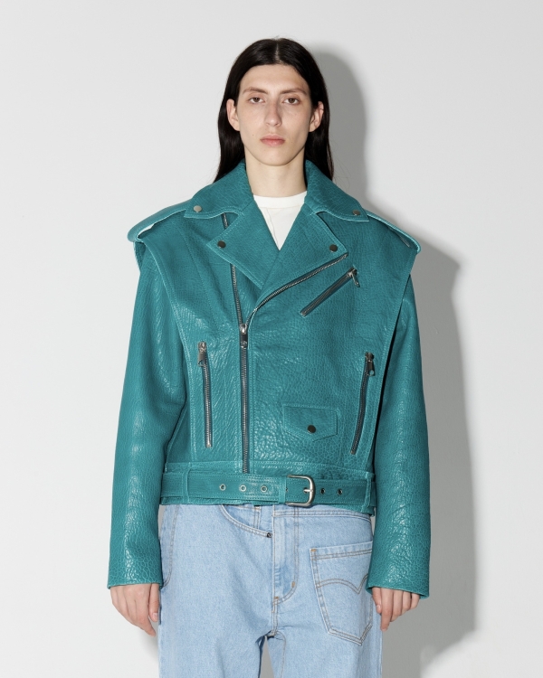 Кожаные куртки на осень: какую выбрать?