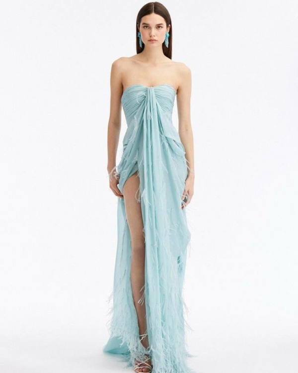 50 оттенков голубого в свадебном платье —