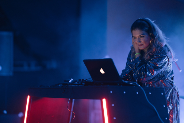 Диджеи Людмила Щербакова