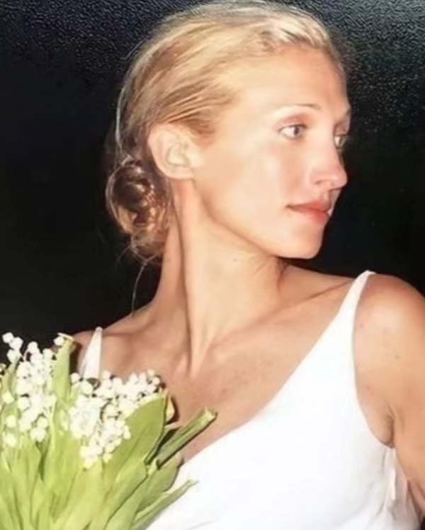 История свадебного платья Кэролин-Биссет Кеннеди