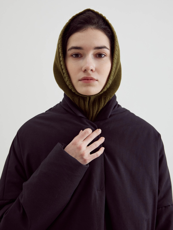 Трендовые осенние головные уборы от российских брендов