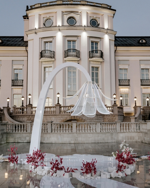 Как визуализировать историю пары в свадебной концепции?