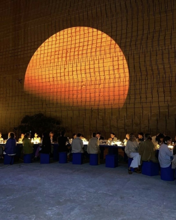 Где искать вдохновение для оформления свадебного ужина?