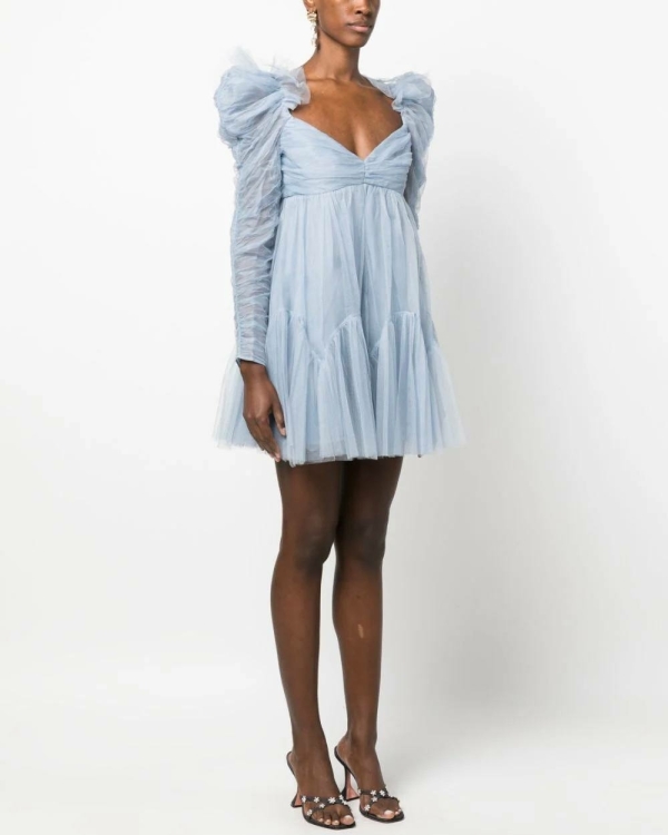 50 оттенков голубого в свадебном платье —