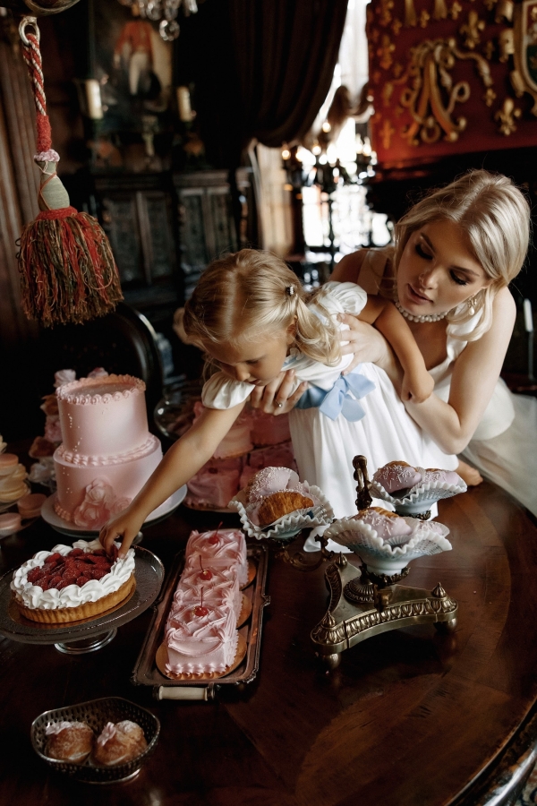 Семейные ценности, эстетика шато и атмосфера сказки