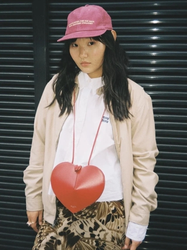 Трендовые осенние головные уборы от российских брендов