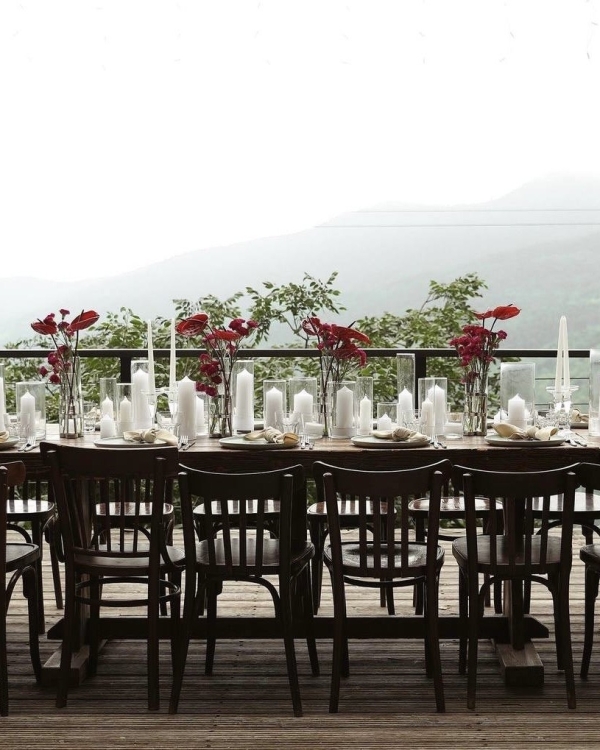 Одним глазом на вас, другим — на