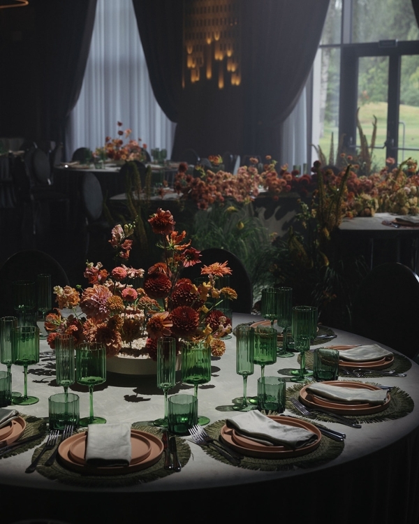 Масштаб и полное преображение пространства на свадьбах