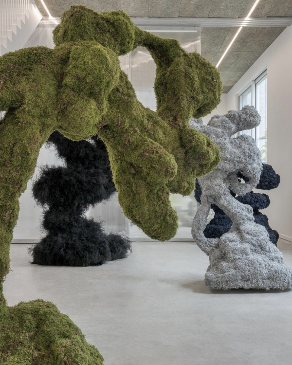 Чем заменить цветочную арку на церемонии?