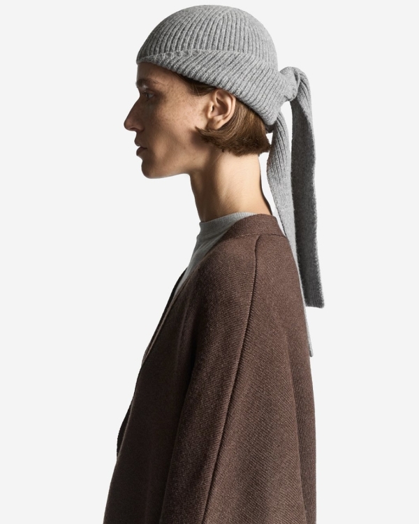 Шапку надень! Подборка головных уборов на осень