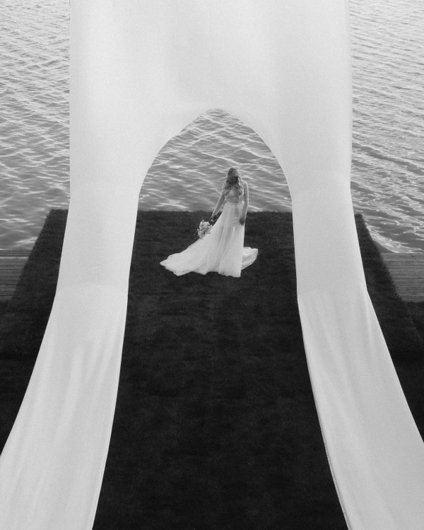 «Мне нравятся свадьбы, на которых люди пытаются