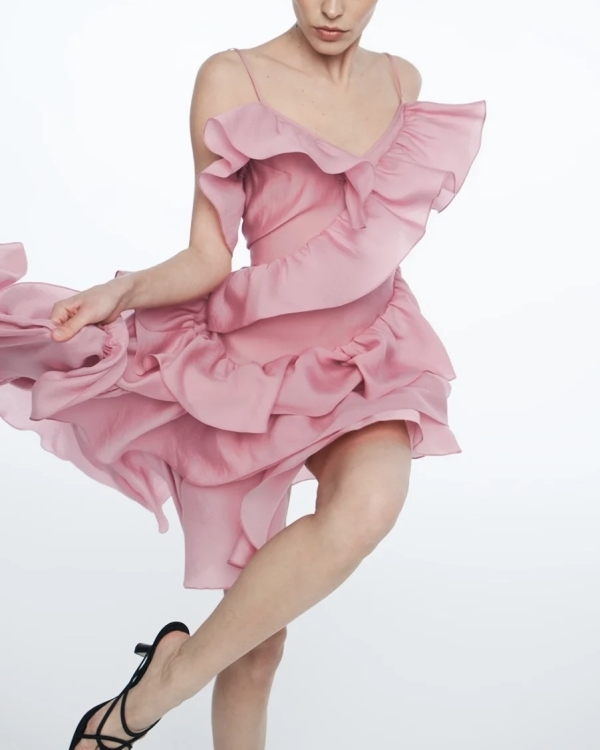 Праздник продолжается! Какое платье взять с собой