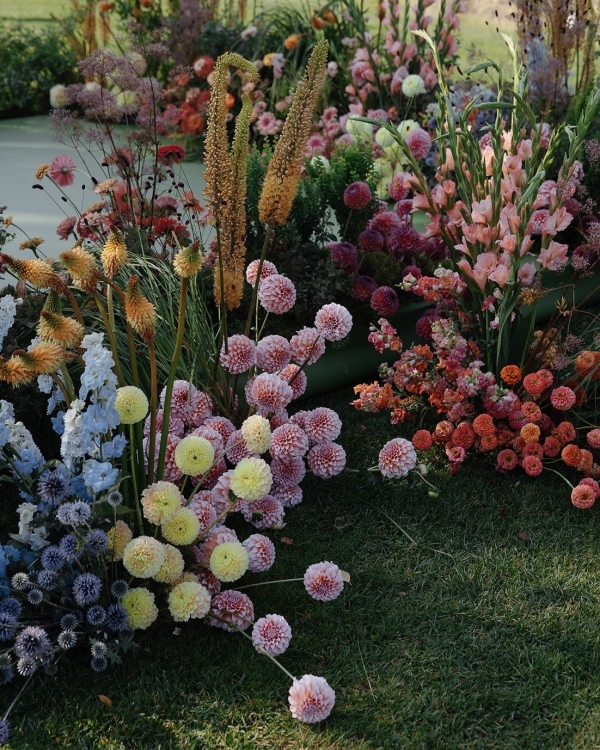 Масштаб и полное преображение пространства на свадьбах