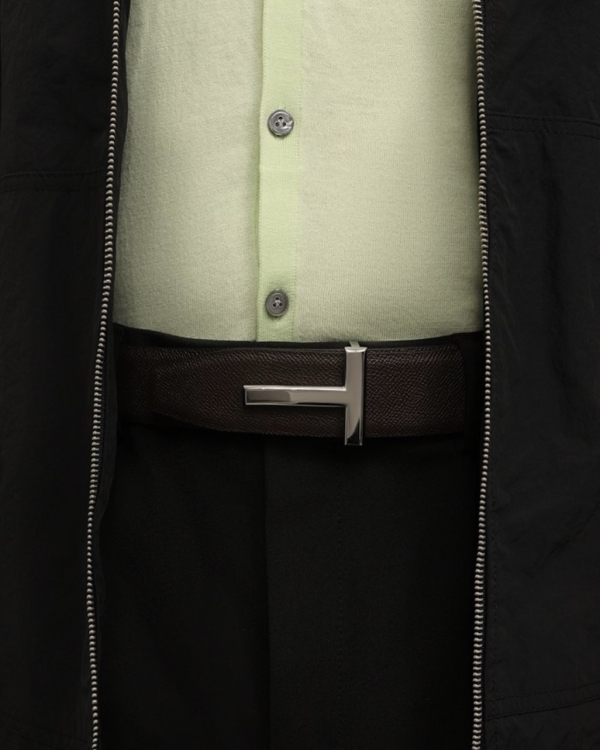 Что подарить жениху в день свадьбы?