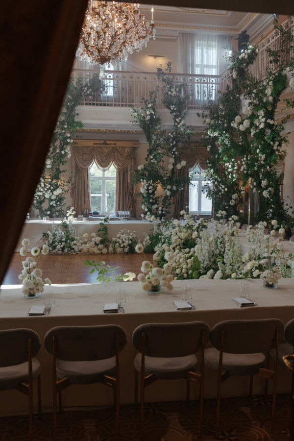 Интервью с невестой: об организации из-за границы,