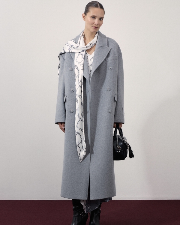 Теперь уже осень. Показываем стильные пальто, которые